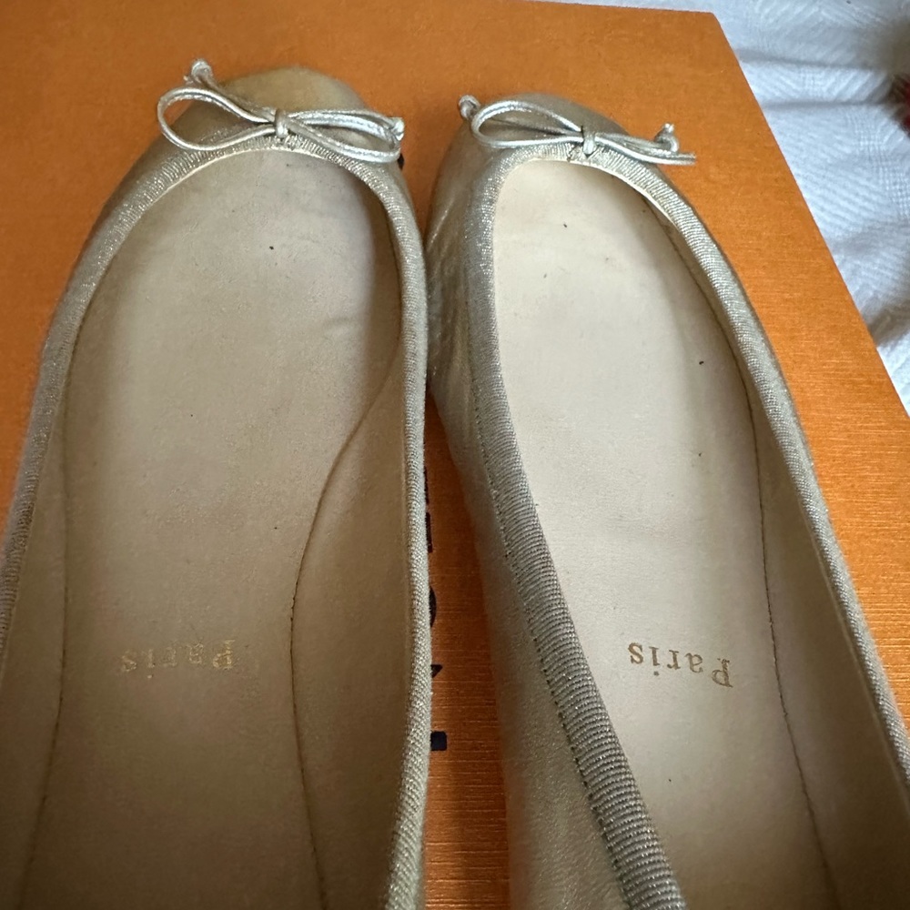 Christian Louboutin gold flats - Picture 5 of 6